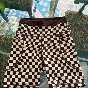 Wilo the Label Checkered Athletic Shorts with Pockets run small